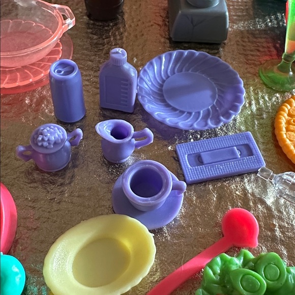 Vintage 90s Barbie Kitchen and Food Bundle - Picture 5 of 9